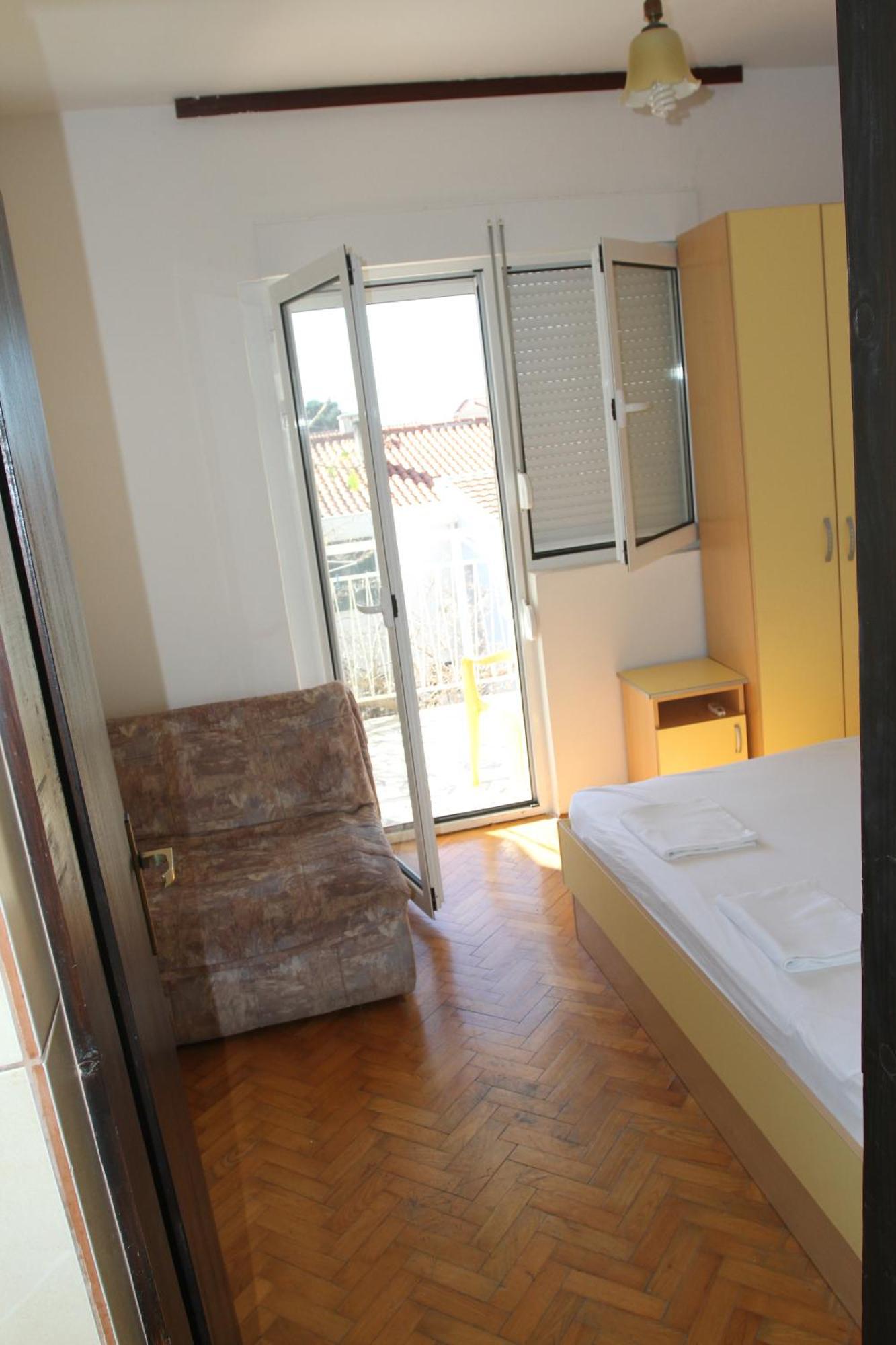 Apartments Popovic Petrovac Екстер'єр фото