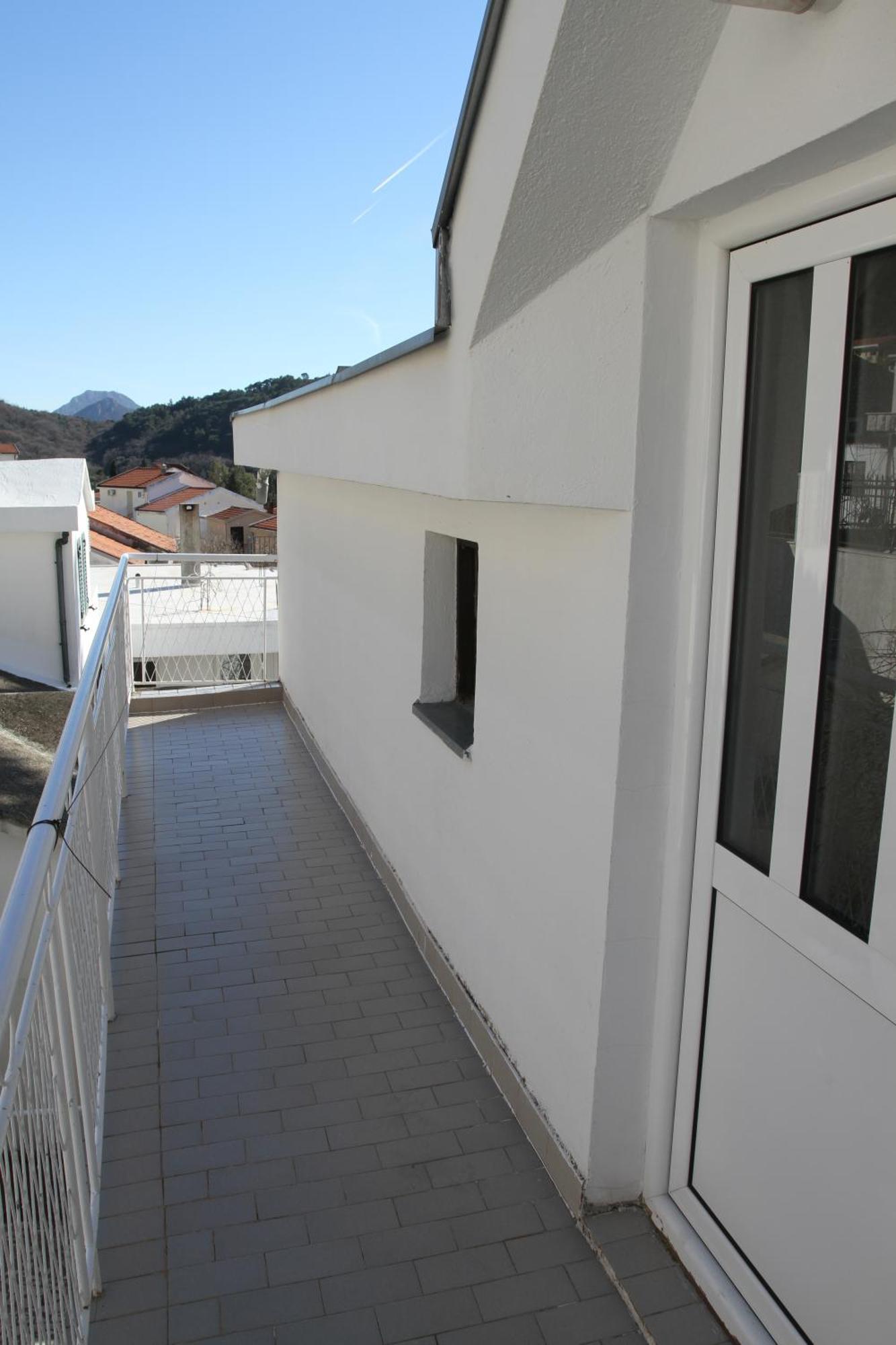 Apartments Popovic Petrovac Екстер'єр фото