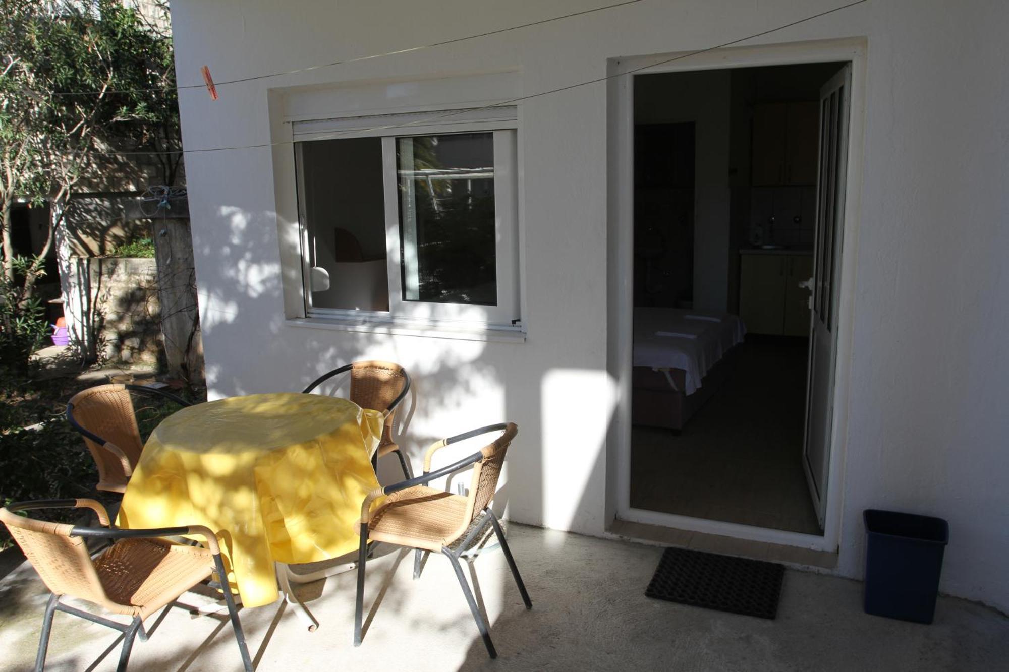 Apartments Popovic Petrovac Екстер'єр фото