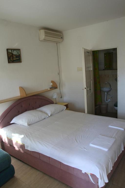 Apartments Popovic Petrovac Номер фото