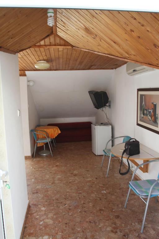 Apartments Popovic Petrovac Номер фото